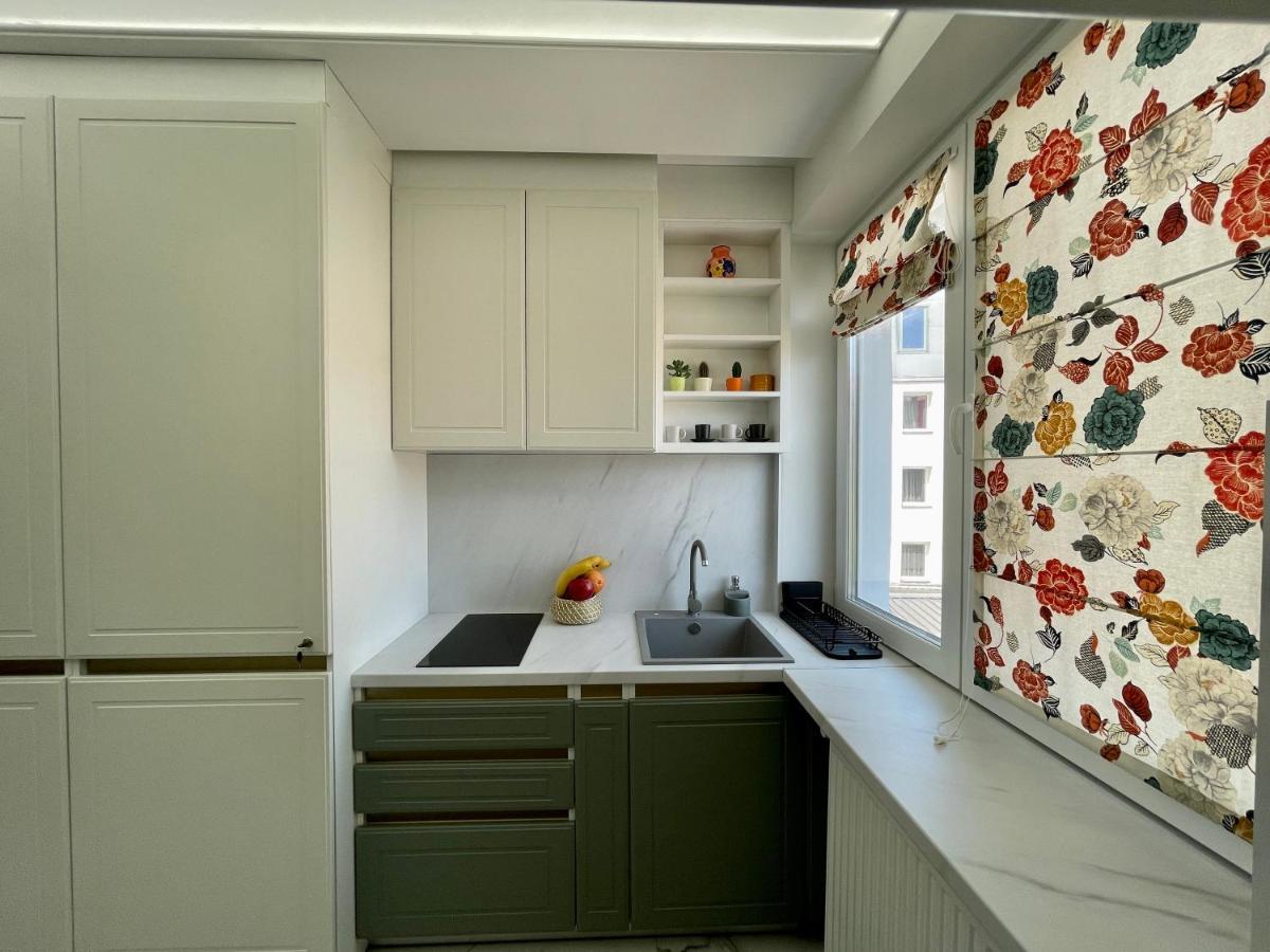 Jeny Boutique Apartment Târgu-Mureş Exteriör bild