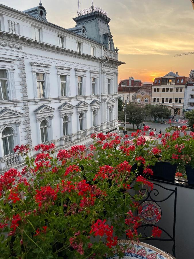 Jeny Boutique Apartment Târgu-Mureş Exteriör bild